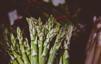 Comment cuisiner les asperges (vertes et blanches)