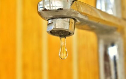 Comment économiser l'eau au quotidien : les bons réflexes