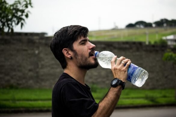 Combien d'eau boire par jour : le guide pour bien s'hydrater