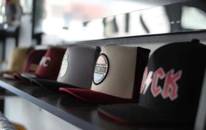 Comment laver une casquette sans la déformer : le guide