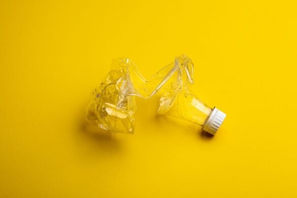 Comment blanchir du plastique jauni : les astuces efficaces