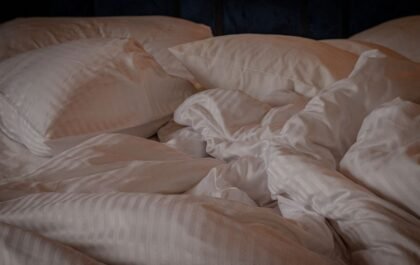 Laver une couette en machine : programme, température et séchage